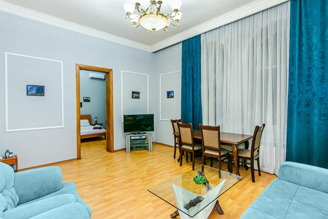 Rolls Royce Apartment Баку Экстерьер фото