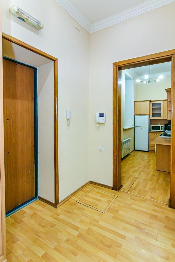 Rolls Royce Apartment Баку Экстерьер фото